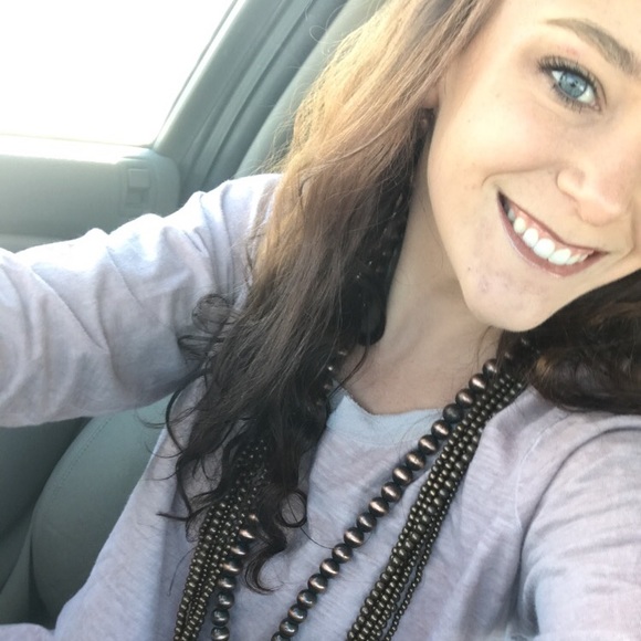 Meet your Posher, Mykelsi - Picture 2 of 6